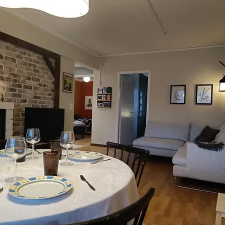 Scandinavian Art With Sauna *